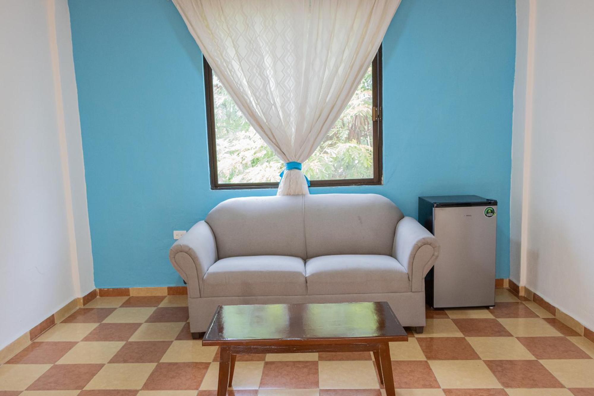 Oyo Hotel Marias,Aeropuerto Internacional De Chetumal Exteriör bild