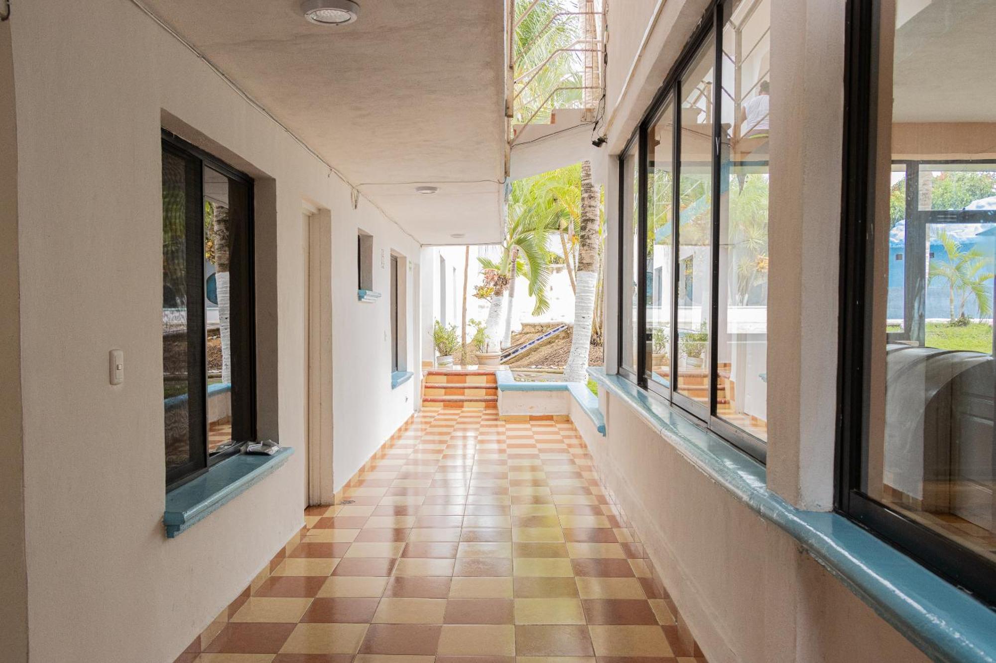Oyo Hotel Marias,Aeropuerto Internacional De Chetumal Exteriör bild