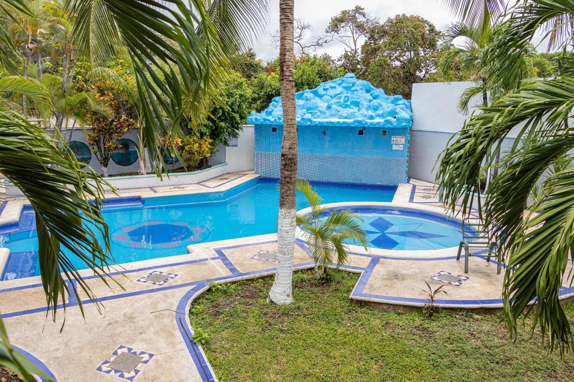 Oyo Hotel Marias,Aeropuerto Internacional De Chetumal Exteriör bild