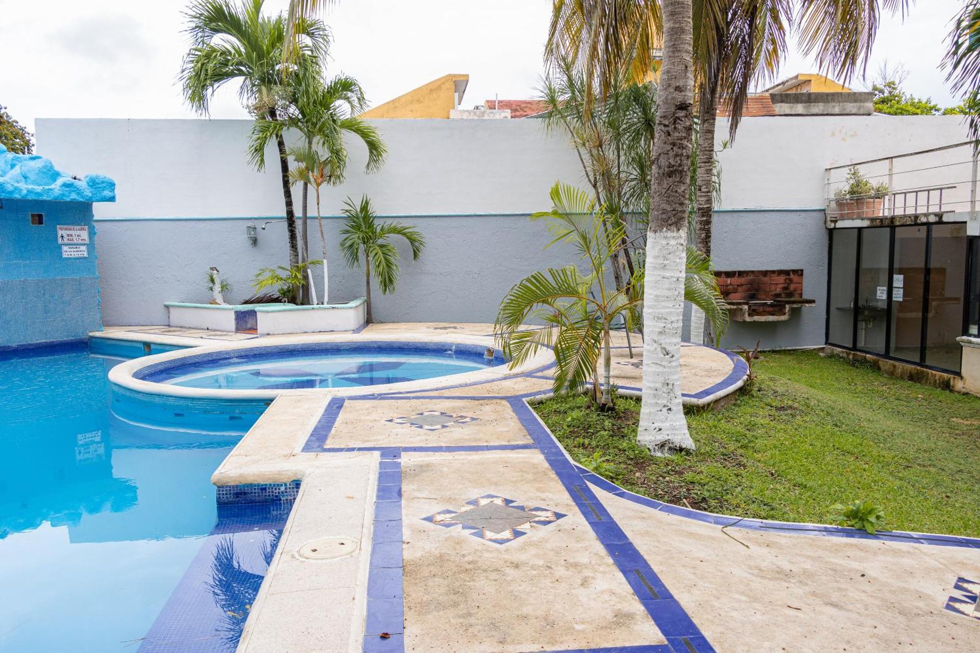 Oyo Hotel Marias,Aeropuerto Internacional De Chetumal Exteriör bild