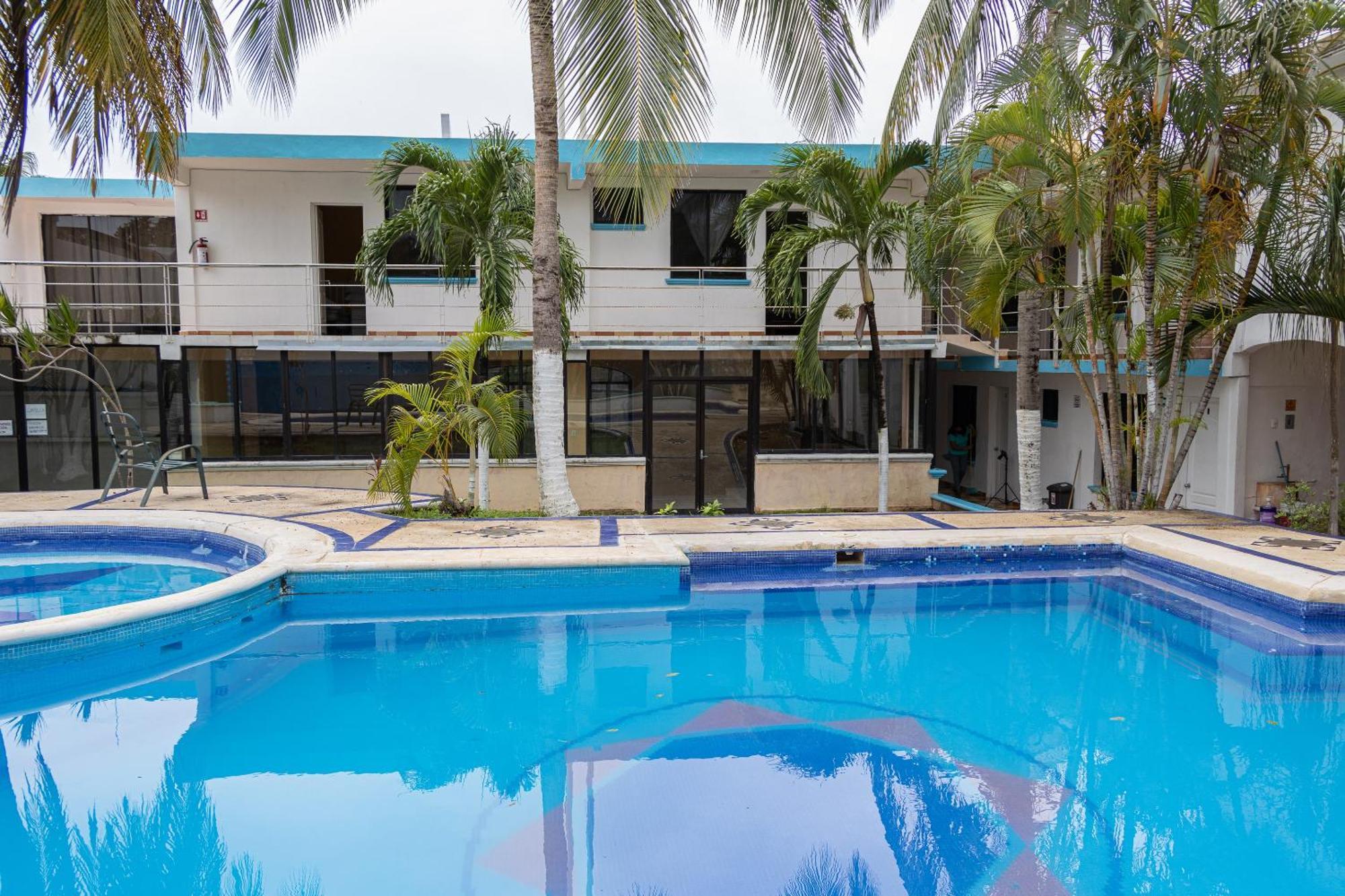 Oyo Hotel Marias,Aeropuerto Internacional De Chetumal Exteriör bild